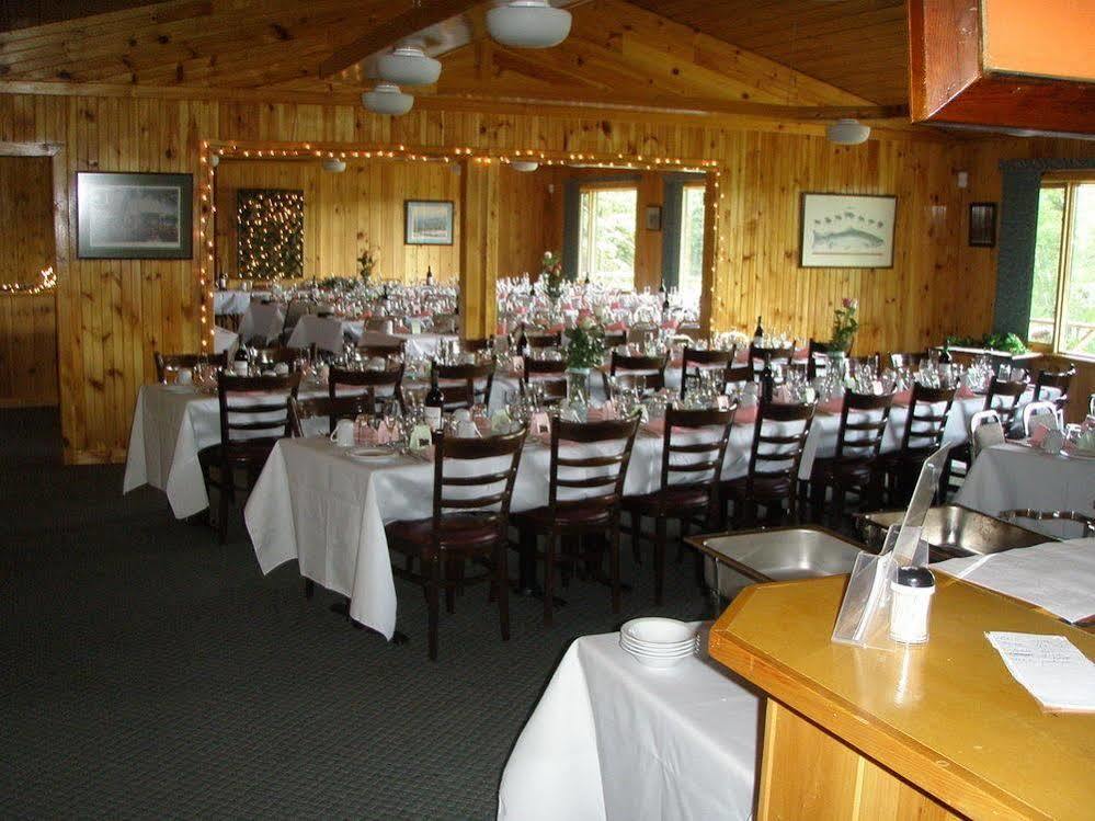 Pond'S Resort Blackville Exterior photo